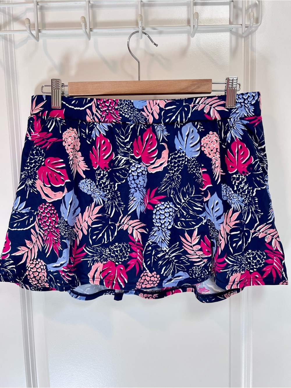Talbots Swim Skirt Skort Bottom Size 14 Navy Pink Floral Pineapple Lined Stretch